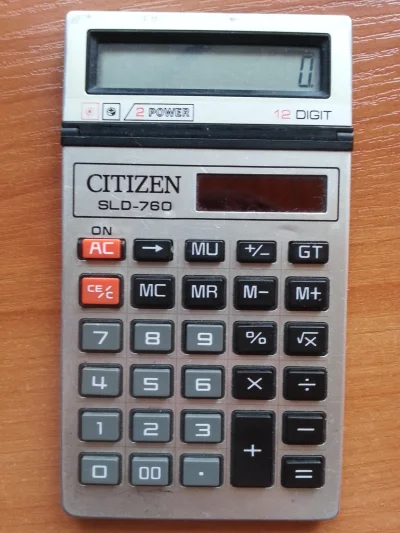 M.....3 - Czy ten kalkulator kwalifikuje się jako podstawowy? Do czego służą przycisk...