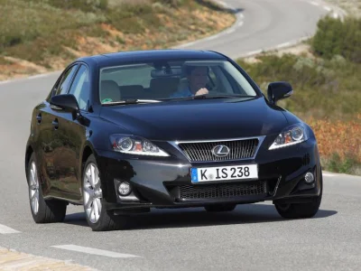 advert - Moto mirki, czy kupowanie Lexusa IS z lat 2005-2012 jest bezpieczne? Jak z a...
