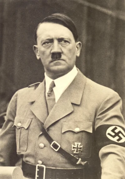 guminbear - Od czego zależał ubiór Hitlera? Czasami ubierał się w zwyczajne garnitury...