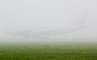r.....r - Według prognozy pogody TAF w #krakow szykuje się dziś porządna mgła. Czyli ...