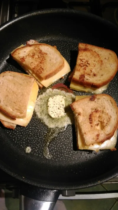jasenhojte - Dobrze robię prawilne tosty?
#gotujzwykopem