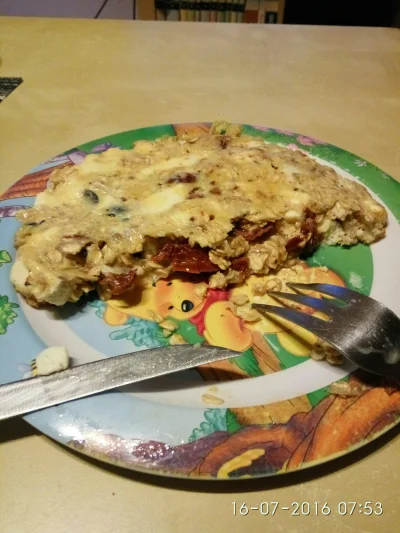grekzorba - Mirki pijcie ze mną kompot! Mój pierwszy omlet! #foodporn #jedzzwykopem #...