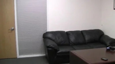 elim - może to ta couch? ( ͡° ͜ʖ ͡°)