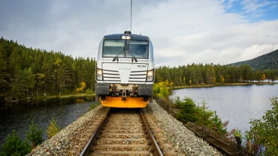 Montago - > PKO Cargo inwestuje w kolejne lokomotywy z napędem wielosystemowym.
 Te l...