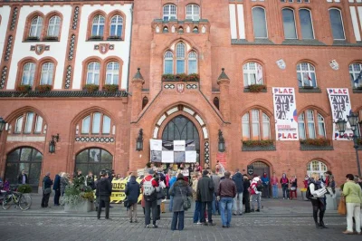 zjomzjom - Kisnę Mirki ( ͡° ͜ʖ ͡°)

Manifestacja na rzecz uchodźców w Słupsku. Całe...