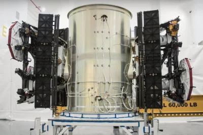 yolantarutowicz - @dave8: 

Pierwsze 2 testowe satelity są na orbicie od lutego 201...
