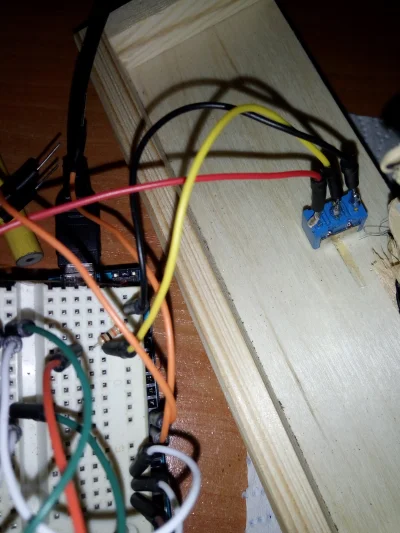 komeniusz - Zawsze chciałem to zbudować

#elektronika #arduino #uselessbox #robotko...