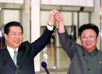 bojowonastawionaowca - Wcale nie aż takie historyczne spotkanie przywódców obu Korei
...