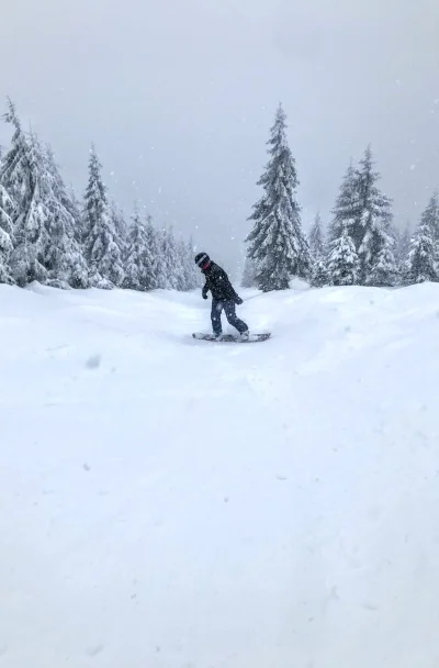 dzika-konieckropka - Tak sobie śmigałam jeszcze w środę! Pięknie było!
Resort Czarna...