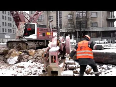 hannazdanowska - Takich mamy rzeczników do dróg w #lodz :) "Beton lejący się szerokim...