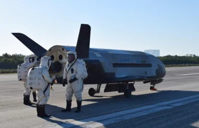 nicniezgrublem - TAJEMNICZY X-37B POWRÓCIŁ Z ORBITY PO 718 DNIACH

Tajemniczy X-37B...