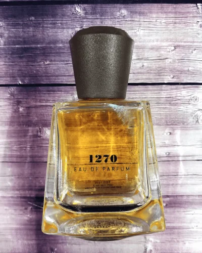 KaraczenMasta - 6/100 #100perfum #perfumy

Frapin 1270

Co roku większość polaków...
