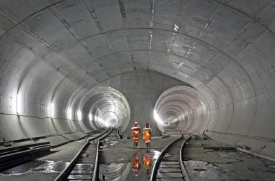mwitcz - @mwitcz: Tunel Gottharda, najdłuższy i najgłębszy komunikacyjny tunel. #tunn...