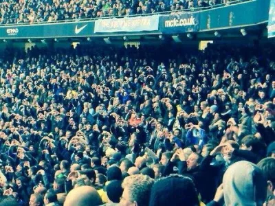 petarda - > City fans doing the Gareth Bale heart to the Spurs fans

#totenham #mecz ...