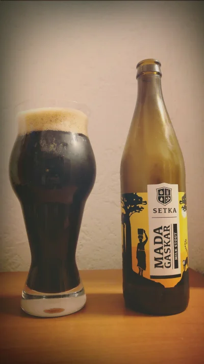 bartol_wwa - Średniawka. To mój chyba 2-3 milk stout i żaden mi nie urwał dupy. 
Pol...