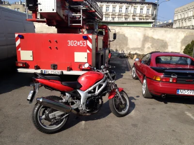 analogowy_dzik - #motowyzwanie

Sv 650 i wóz strażacki