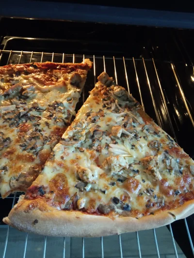 ignore48 - o take pitce walczyłem

#foodporn #pitca #pizza #jedzzwykopem #jedzenie