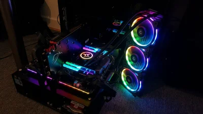 Liptonik - Dyskoteko trwaj - RGB LED
#pcmasterrace #led #komputery