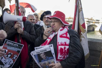 32andu - wchodzę w link ze znaleziska o zielonym ludziku ze zmiennym nazwiskiem z TVP...