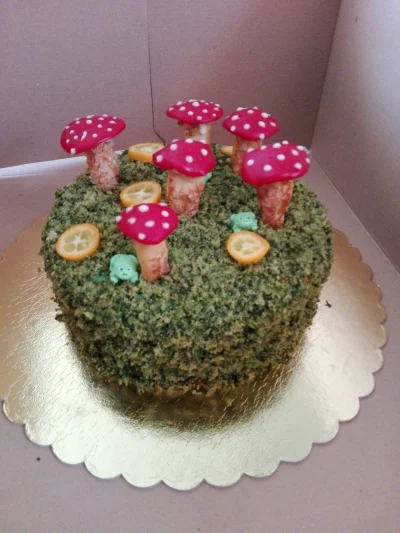 Analogowy_Brokul - Żona zrobiła tort. Muszę ją pochwalić ᶘᵒᴥᵒᶅ #wypieki #tort #smaczn...
