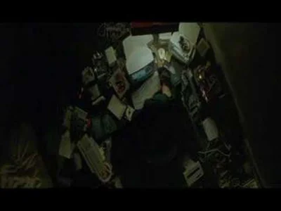 Ziombello - Pamiętacie scenę z filmu Matrix w której Neo śpi przy włączonym kompie?

...