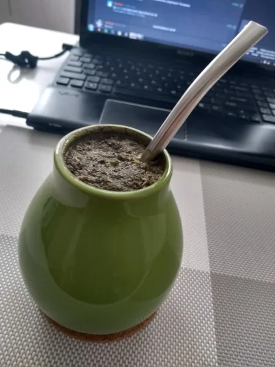 elDelantero - Wasze zdrowie, Mirabelki i Mirki! 
#yerbamatewykopclub #yerbamate