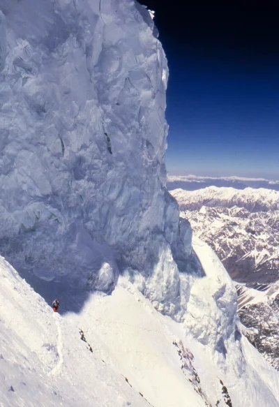 HerrOttoFlick - Na zdjęciu seraki nad żlebem Bottleneck na K2. To tutaj w 2008 roku w...