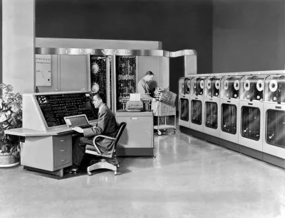 myrmekochoria - Komputer Remington Rand Univac pierwszy komercyjny komputer w Stanach...
