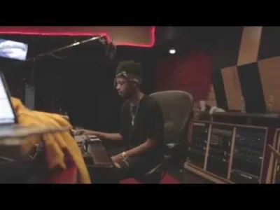 Cwelohik - ICONIC 

Metro Boomin & Travis Scott Working on "Skyfall" - STUDIO SESSI...