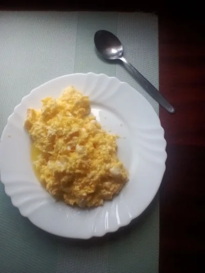 anonymous_derp - Dzisiejsze postne śniadanie: Jajecznica z 6 jaj z masłem klarowanym....