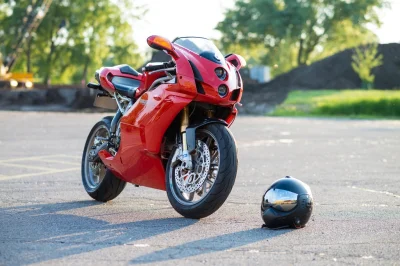 v.....x - #motocykleboners 

Co za piękna maszyna <3 Jeździłbym.

Ducati 999s