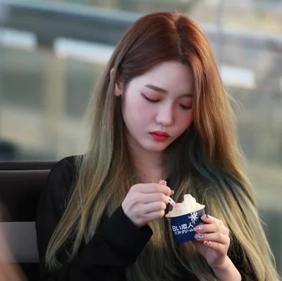 XKHYCCB2dX - #jisun #fromis9 
#koreanka #gif