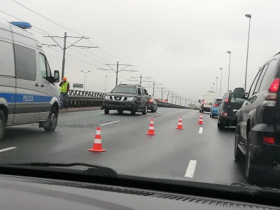 oba-manigger - Powinniśmy z tego mostu zrobić atrakcję turystyczną, tak jak zakręt śm...