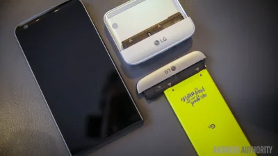 piszczel - #lg #lgg5 #android #smartfon 
Mirki, niech mi ktoś wyjaśni bo ja nie rozu...