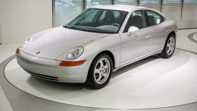d.....4 - 1988 Porsche 989, czyli czterodrzwiowe 911

#samochody #koncepty #porsche...