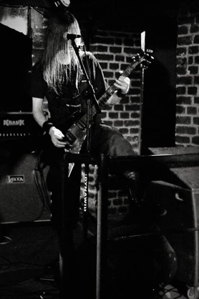 Ettercap - @Jade: #pokazmorde ze stuwattową lampą Kranka REV1+ i do tego 412 Labogi z...