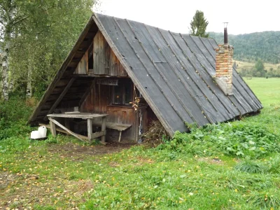 lavinka - Gdyby ktoś szukał czegoś podobnego w Bieszczadach, to jest fajna bacówka w ...