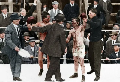 aarek68 - Kiedyś to był boks... Prawdziwie krwawy sport:
1913, Ray Campbell vs Dick ...
