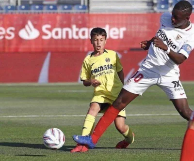 smartfonik - Mecz zespołów Sevilla - Villareal U-12. 
SPOILER

#pilkanozna #ciekaw...