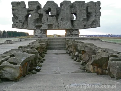 d.....w - Majdanek i pomnik