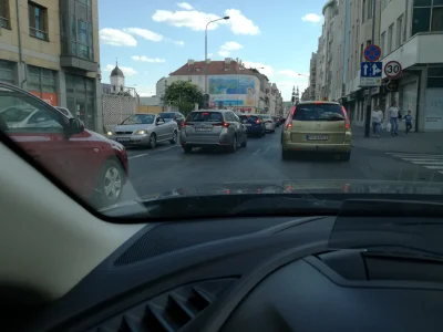 WyjmijKija - Jeden z niewielu momentów kiedy o tej porze wsiadam w auto. Co trzeba mi...