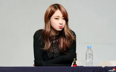 K.....o - #kyungri #ninemuses 
#koreanka