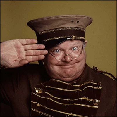 FizylieRR - #bennyhill #heheszki #smieszek
Benny Hill-Śmieszek nad śmieszkami ( ͡° ͜...