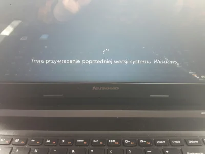 mvtedzky - Coś się popsuło ( ͡° ʖ̯ ͡°)

Aktualizacja do win 10. 
#win10 #windows #guw...