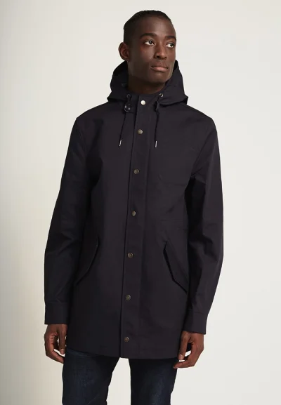 Uhahany - szukam podobnej kurtki
cała czarna lub ciemny niebieski
rozmiary L,XL mog...