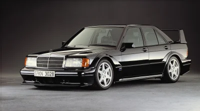 L.....s - @dadzbog: ładne BMW. Ale ten #mercedes #190e też niczego sobie.