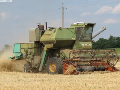 PawelW124 - #rolnictwo #kombajnboners #traktorboners #technologia #rostselmash #motor...
