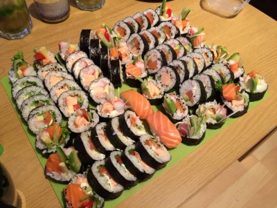 elzevir - #sushi #gotujzwykopem #gotujzmikroblogiem #gotowanie

Jako, że ceny sushi...
