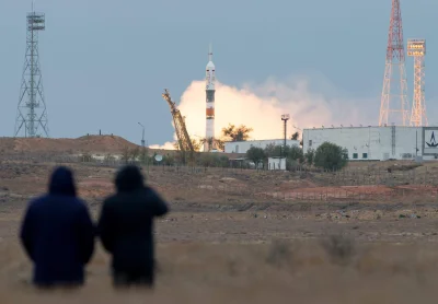 d.....4 - Soyuz MS-02 misji Exp 49 startujący z kosmodromu Bajkonur.

Członkowie zało...