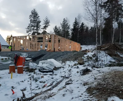 ulath - Tydzień po wylaniu betonu.
#ulathbuduje #budowadomu #norwegia